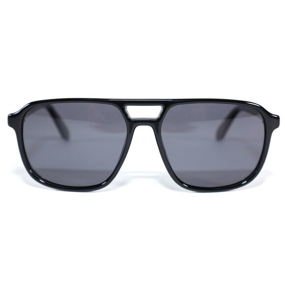 Quay Australia Other - Quay Australia ON THE FLY Polarized Aviator Sunglasses - Black / Smoke - NWT